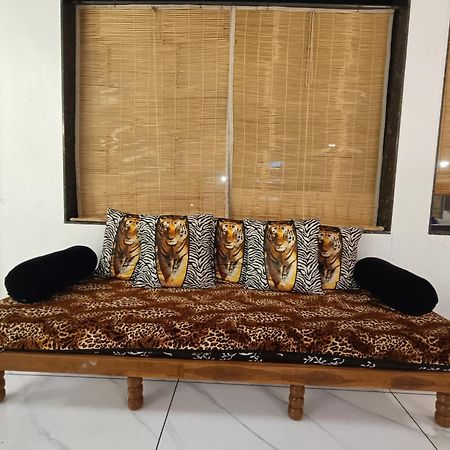 Mhow Leopard Farmhouse מראה חיצוני תמונה